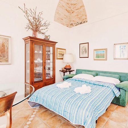Appartamento Fronte Mare A Ospedaletti By Wonderful Italy Eksteriør billede